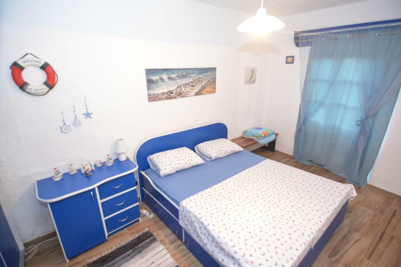 Apartment Pela Kotor Luaran gambar